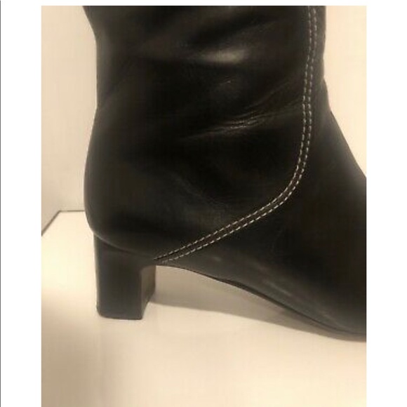 COLE HAAN Short Boot Zippered Black Leather, Heel - Picture 5 of 8